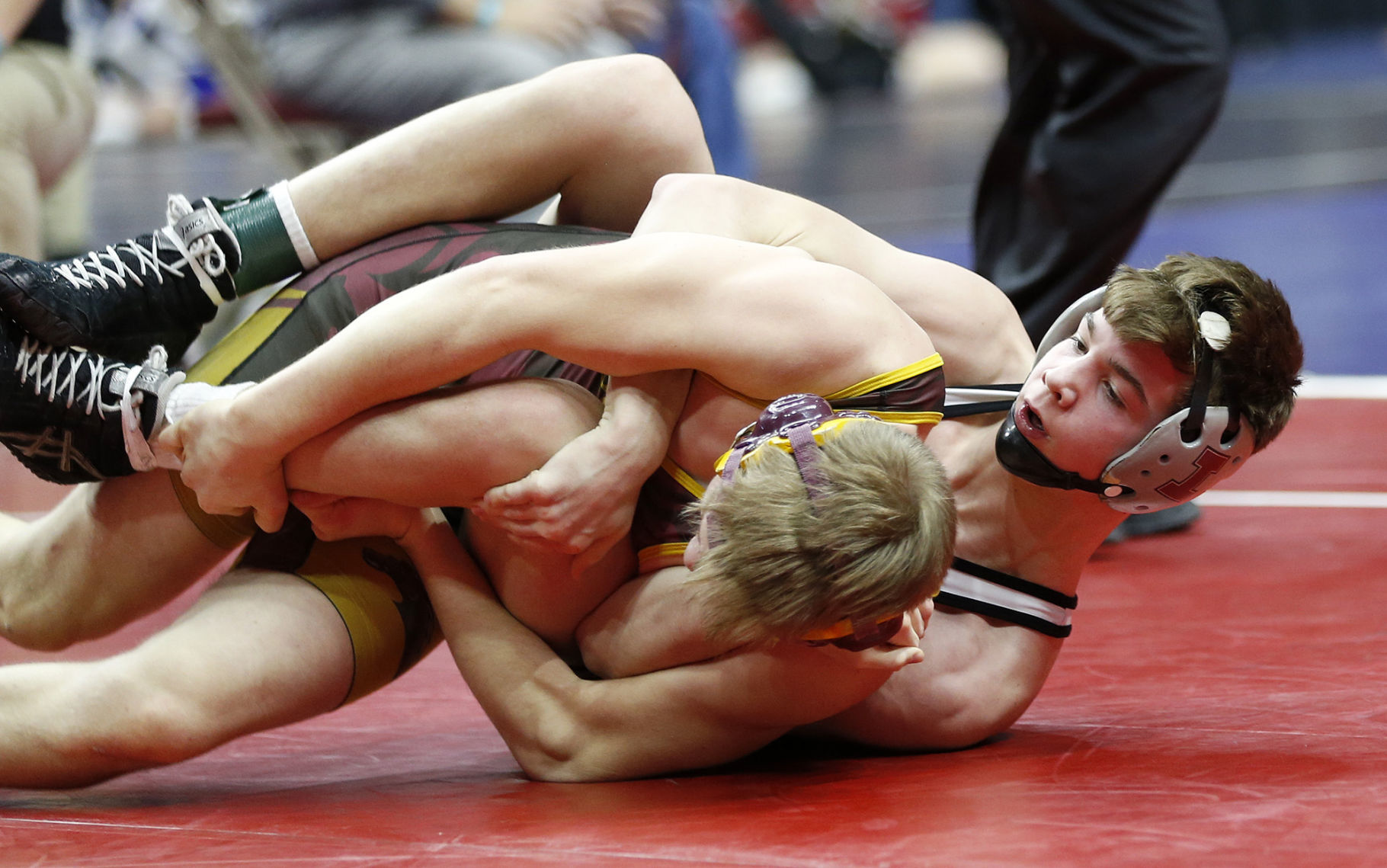 021518bp-state-wrestle-2a-05